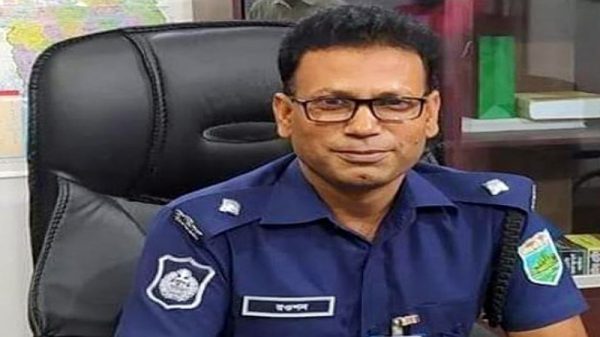 ওসিকে ‘এক টাকা’ জরিমানা করলেন আদালত
